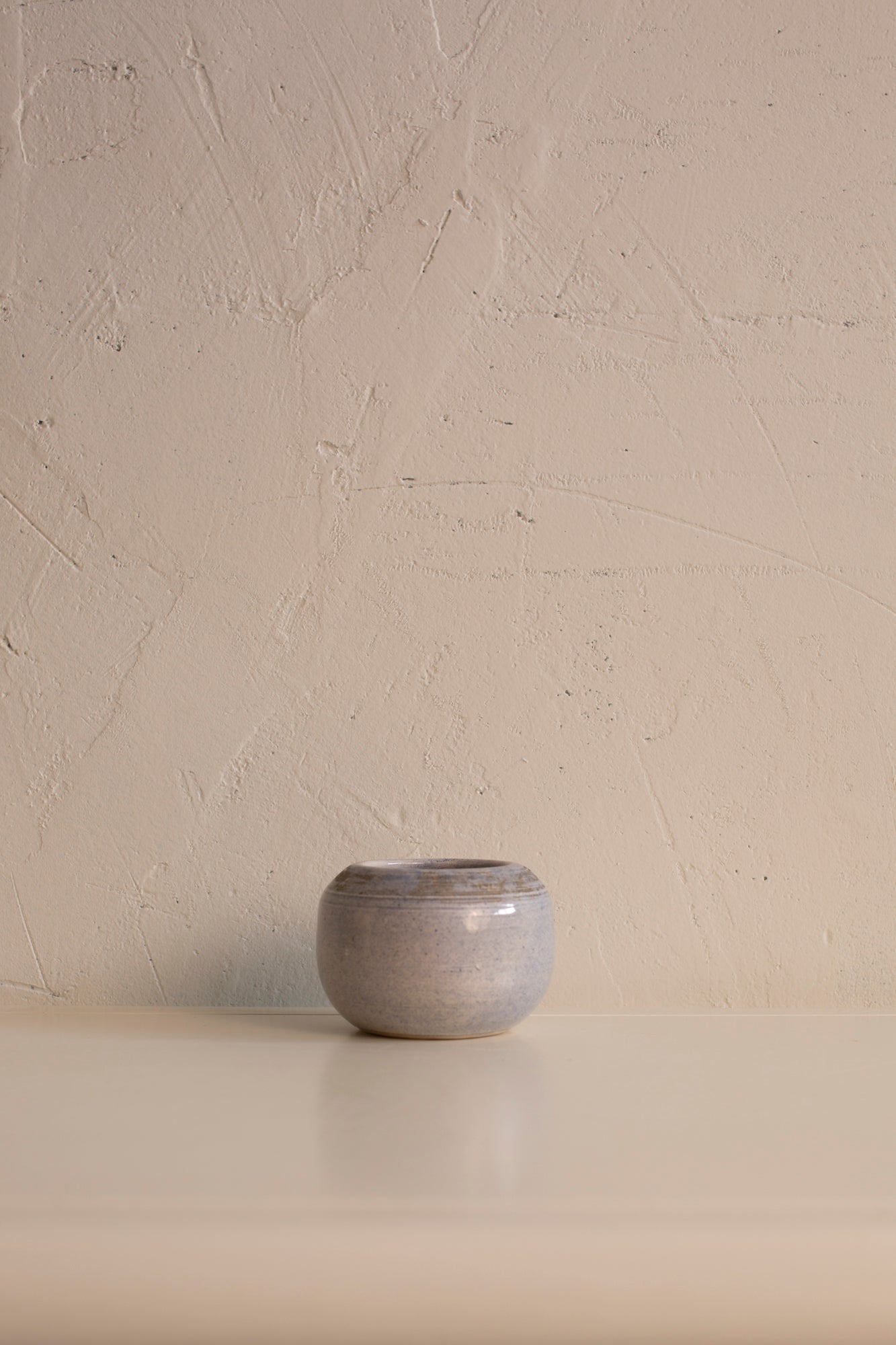 Ceramic cup / pot