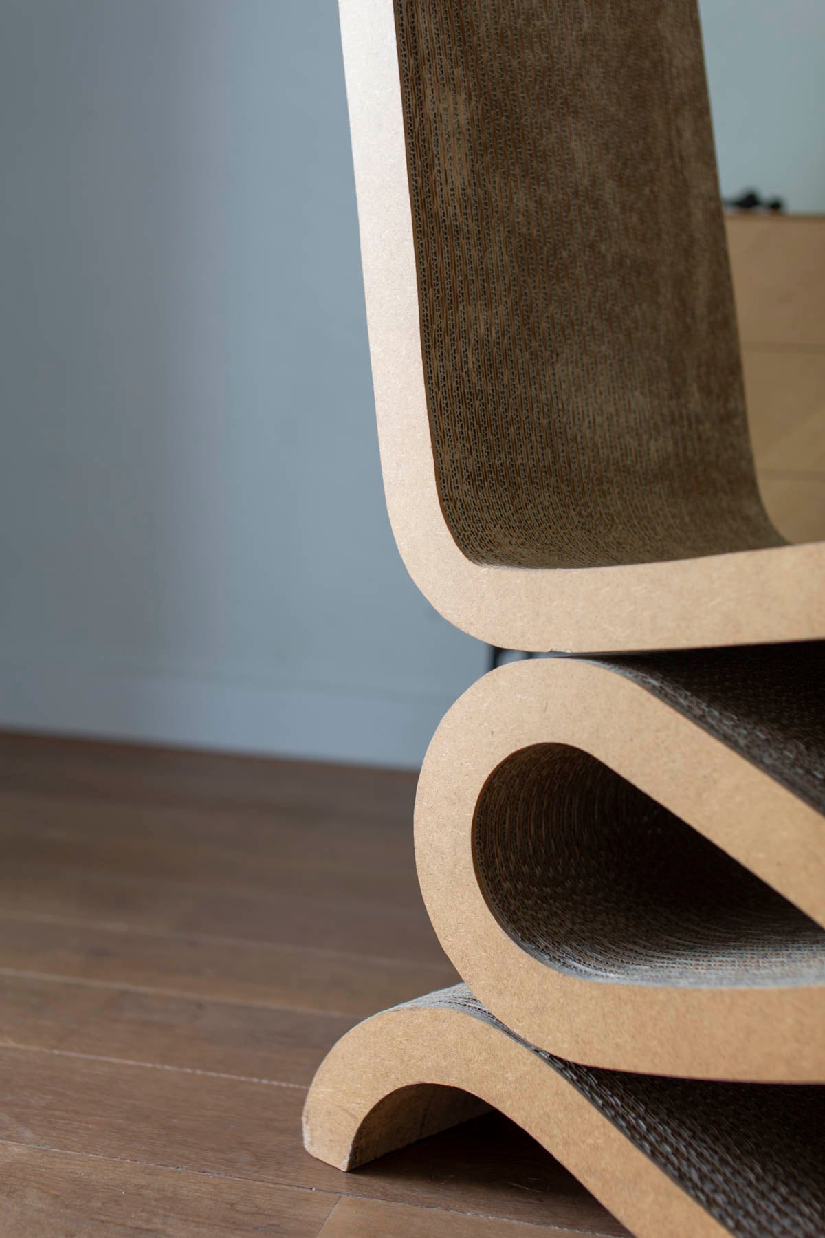 Wiggle chair (rent only)