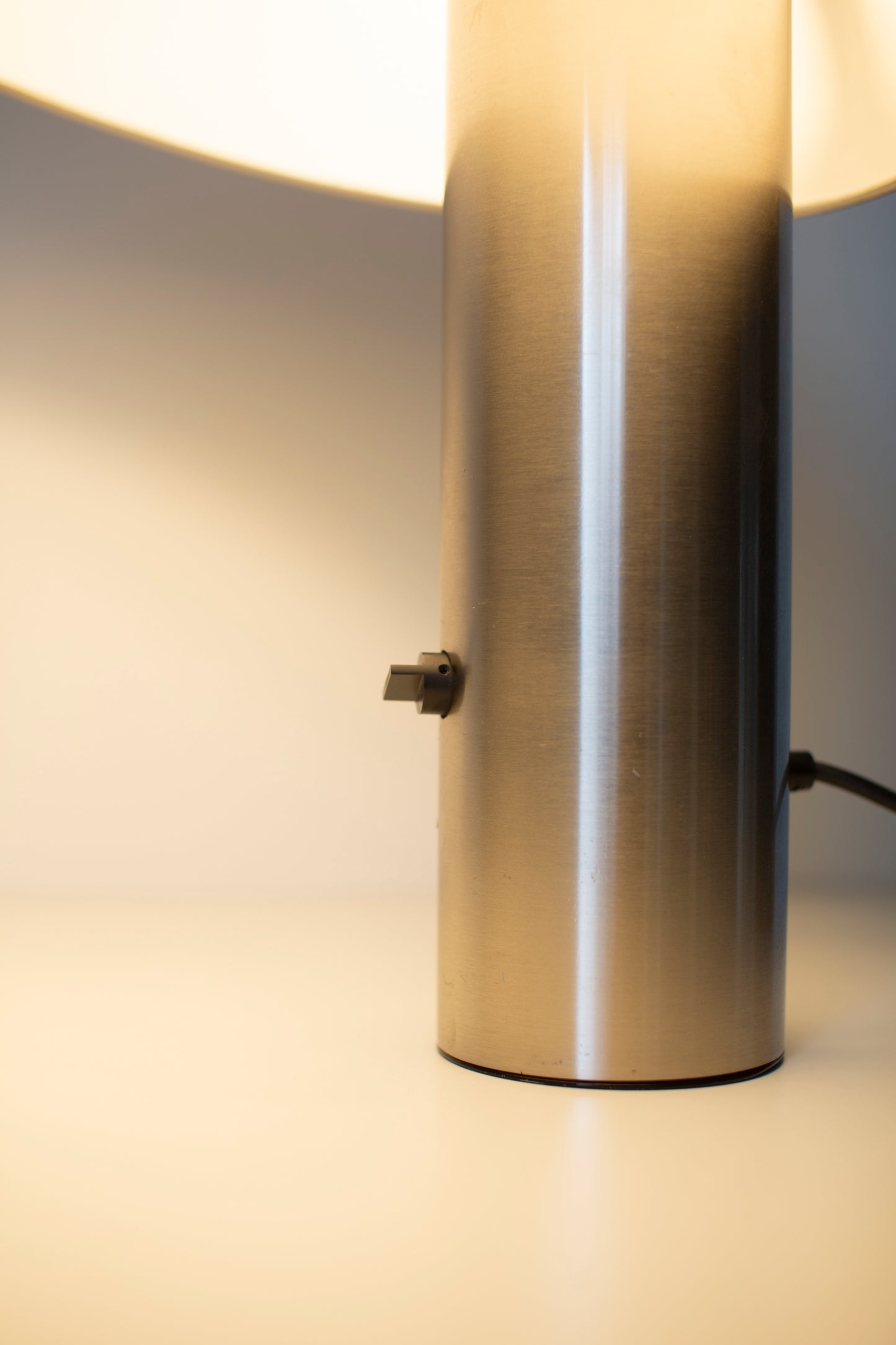 Vaga table lamp by Franca Mirenzi