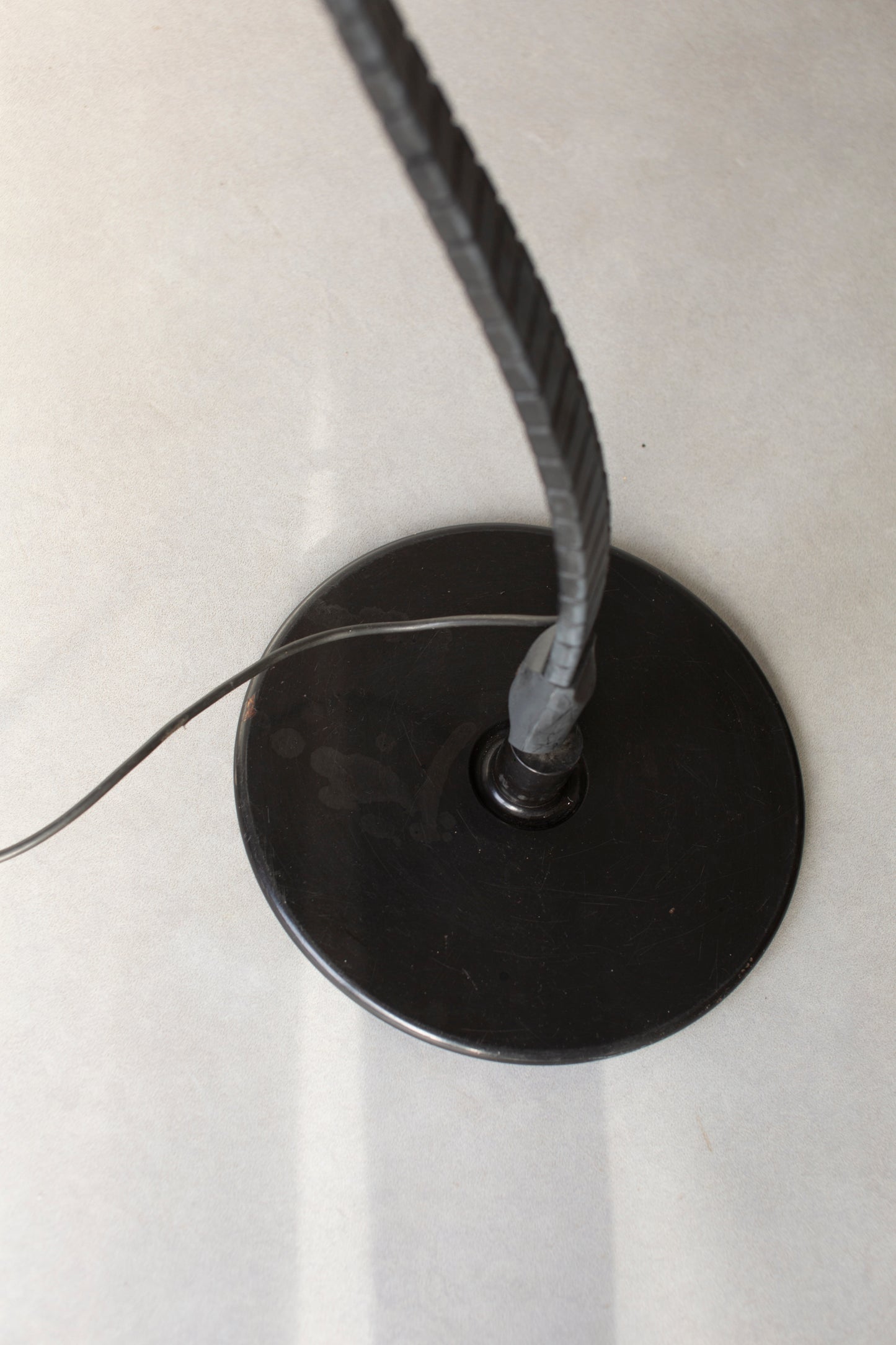 Flex floorlamp model 2164 by Elio Martinelli 70's