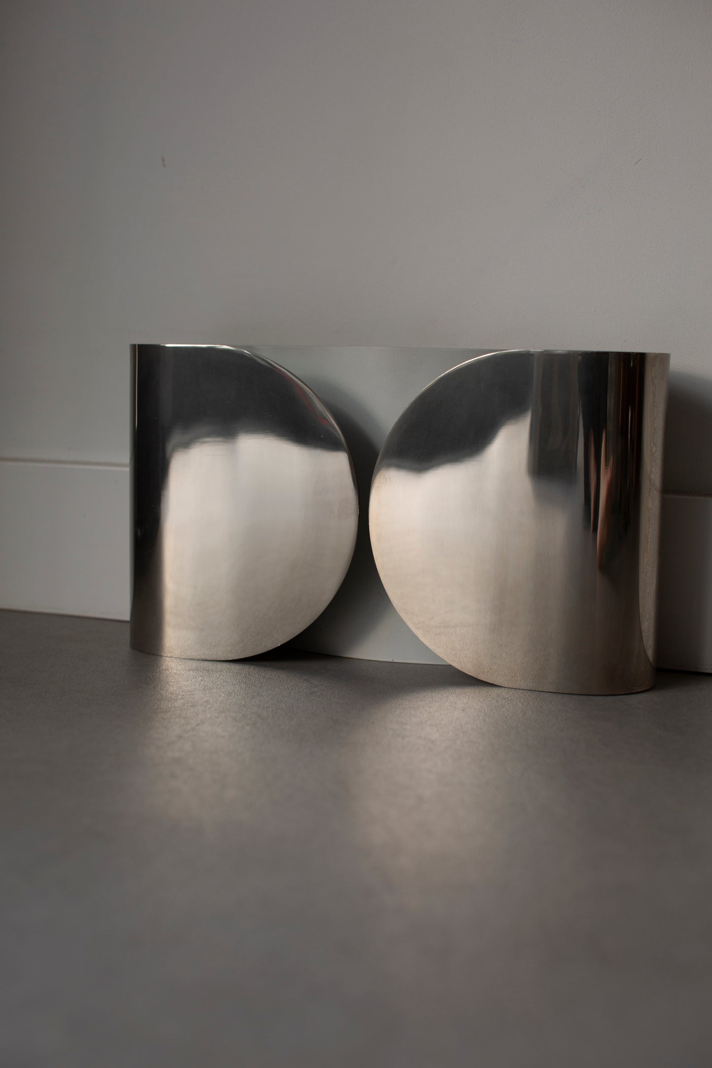Chrome wall lamp by Tobia Scarpa 80's