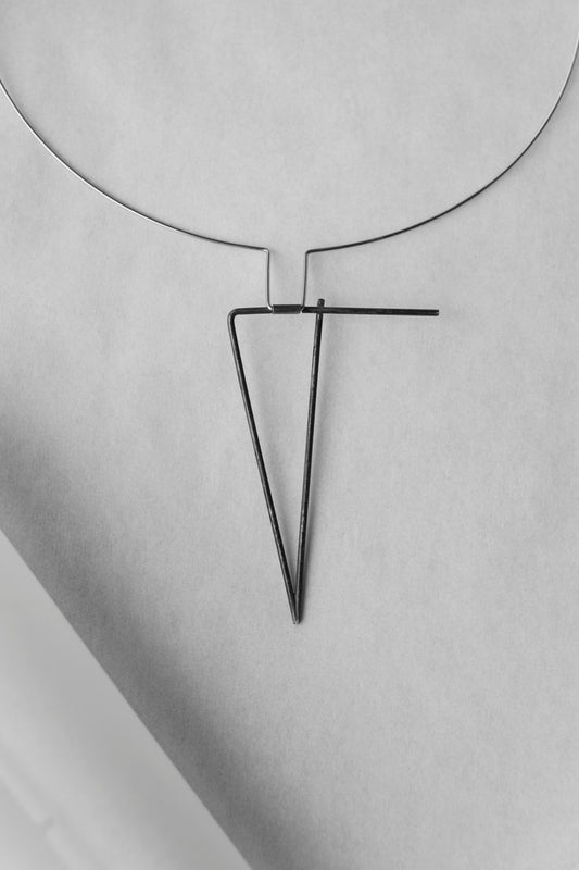 The Geometric Wire Necklace