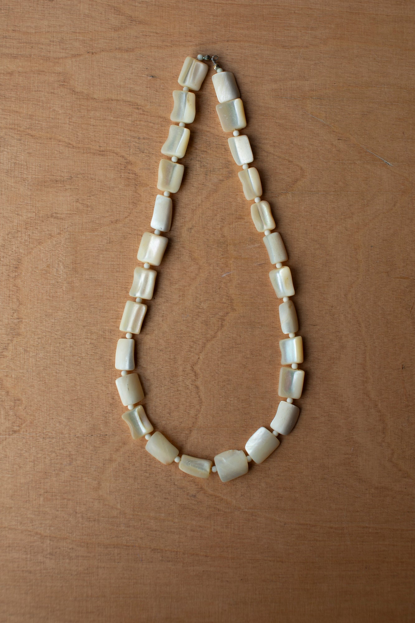 The Mother Pearl Necklace
