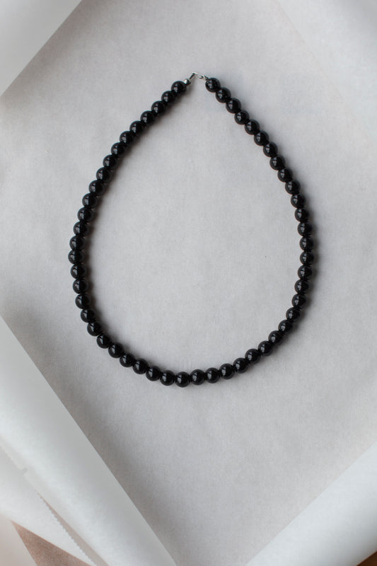 The Black Pebble String