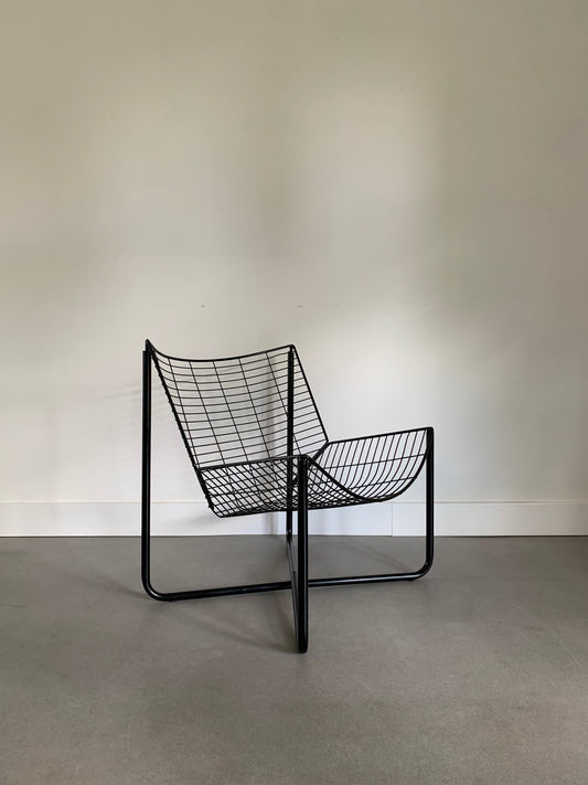 Jarpen wired chair by Niels Gammelgaard
