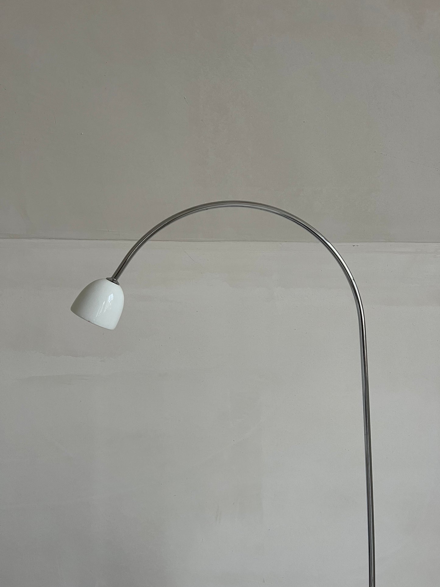 Habitat arched lamp