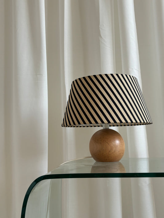 Wooden ball lamp