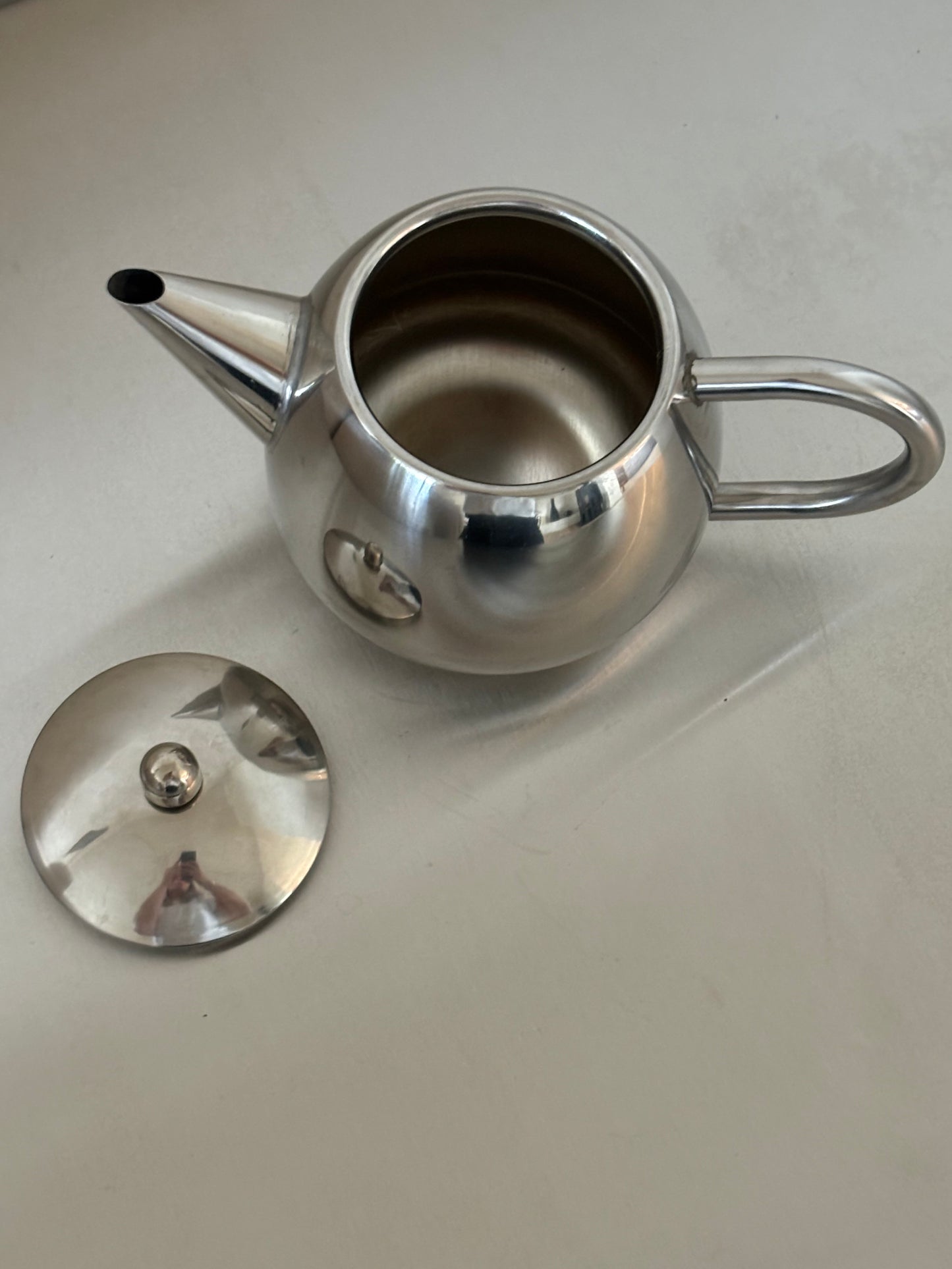 Stainless steel tea pot