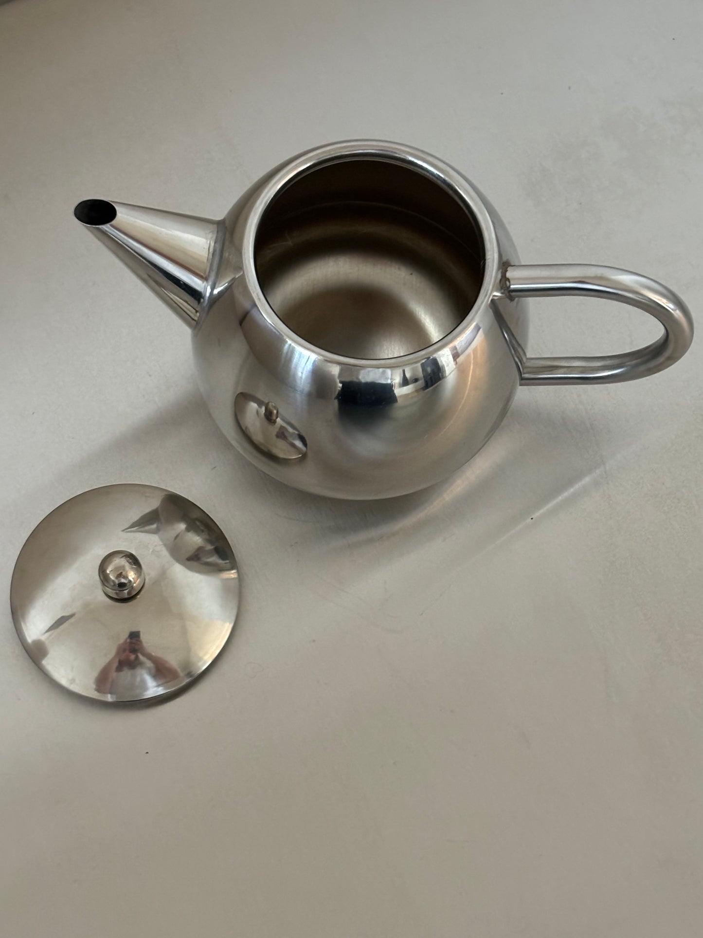 Stainless steel tea pot