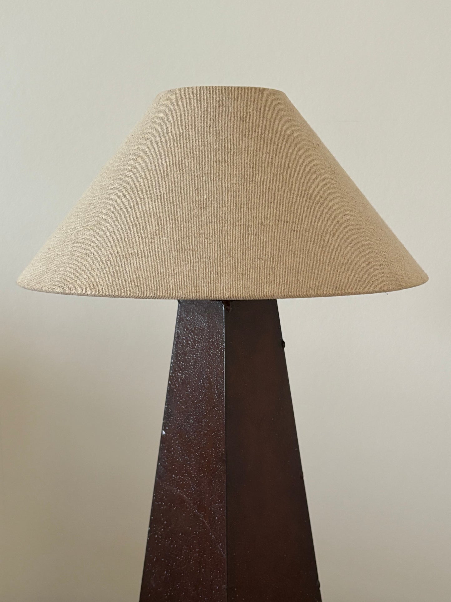 Obelisk table lamp - Vandeheg - lampshade included