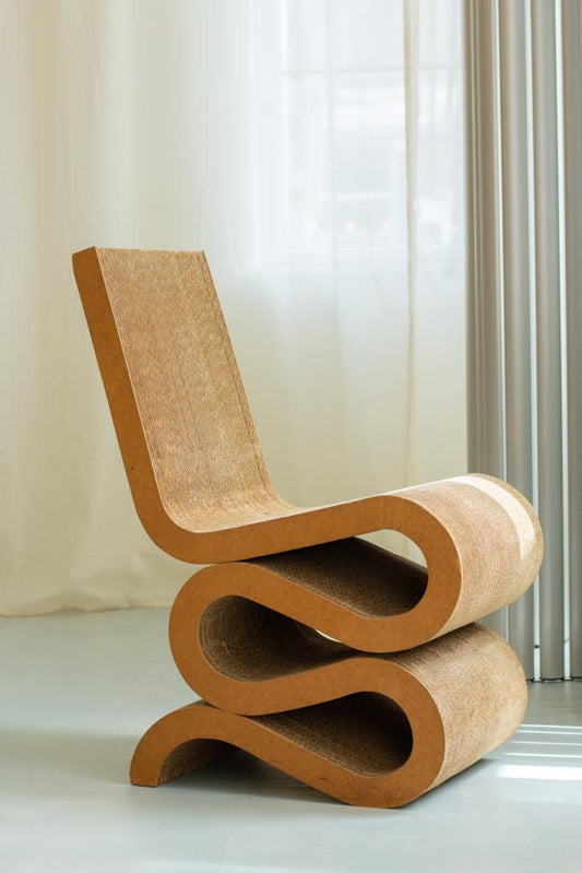 Wiggle chair (rent only)