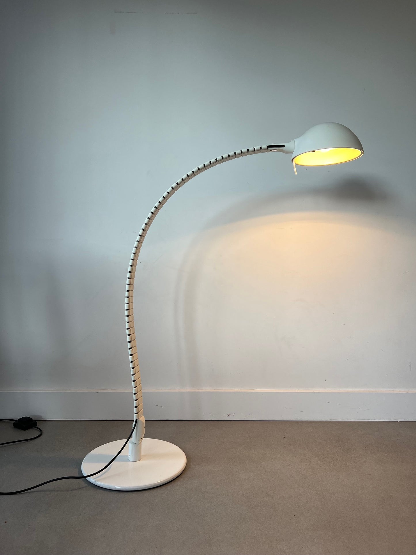 Flex-floorlamp by Elio Martinelli 60's