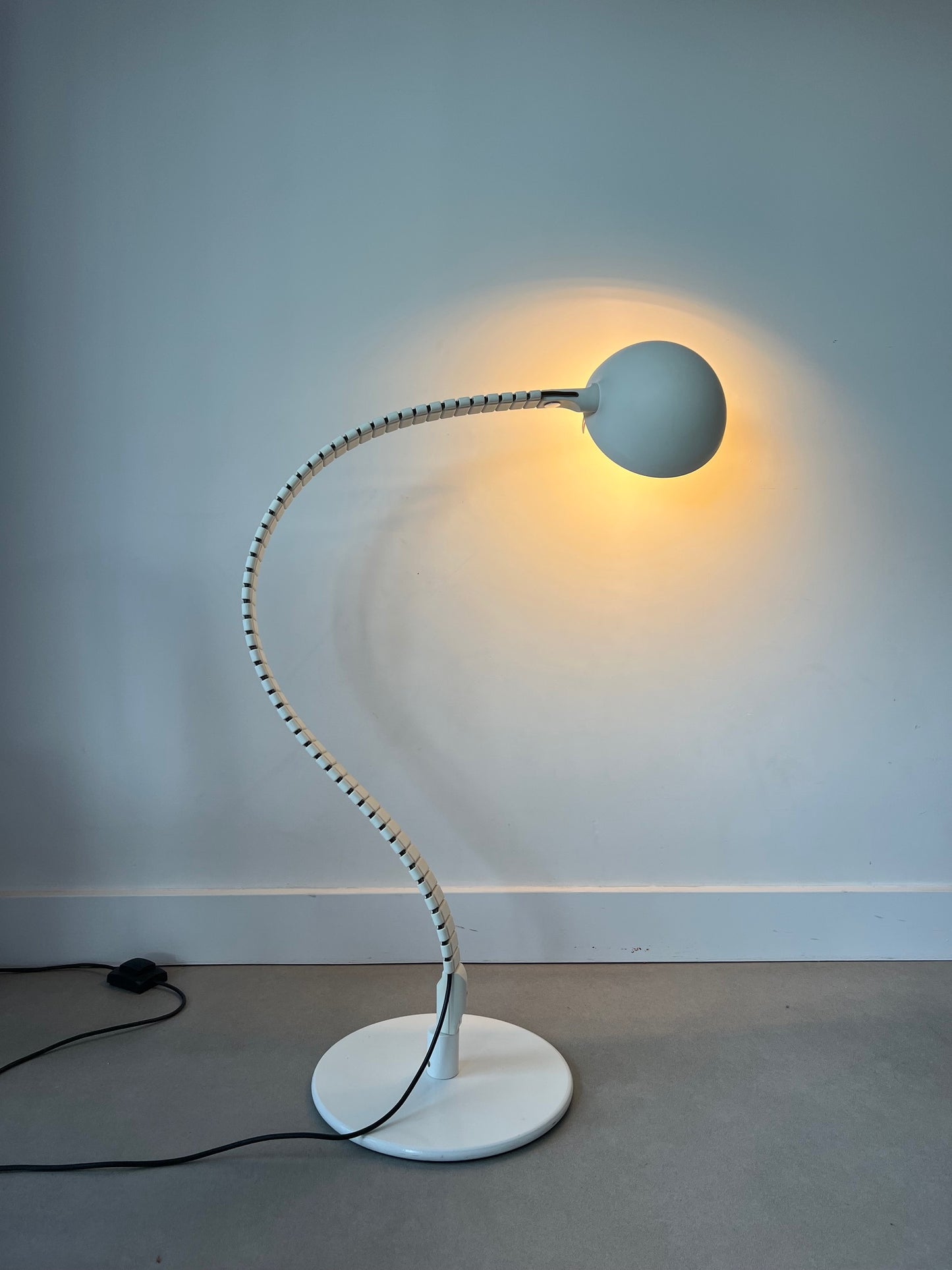 Flex-floorlamp by Elio Martinelli 60's