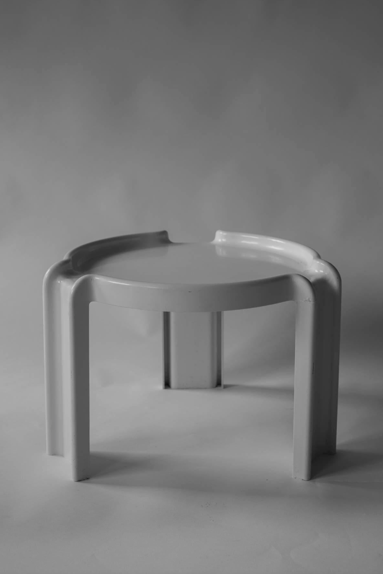 Kartel side table by Giotto Stoppino (rent only)