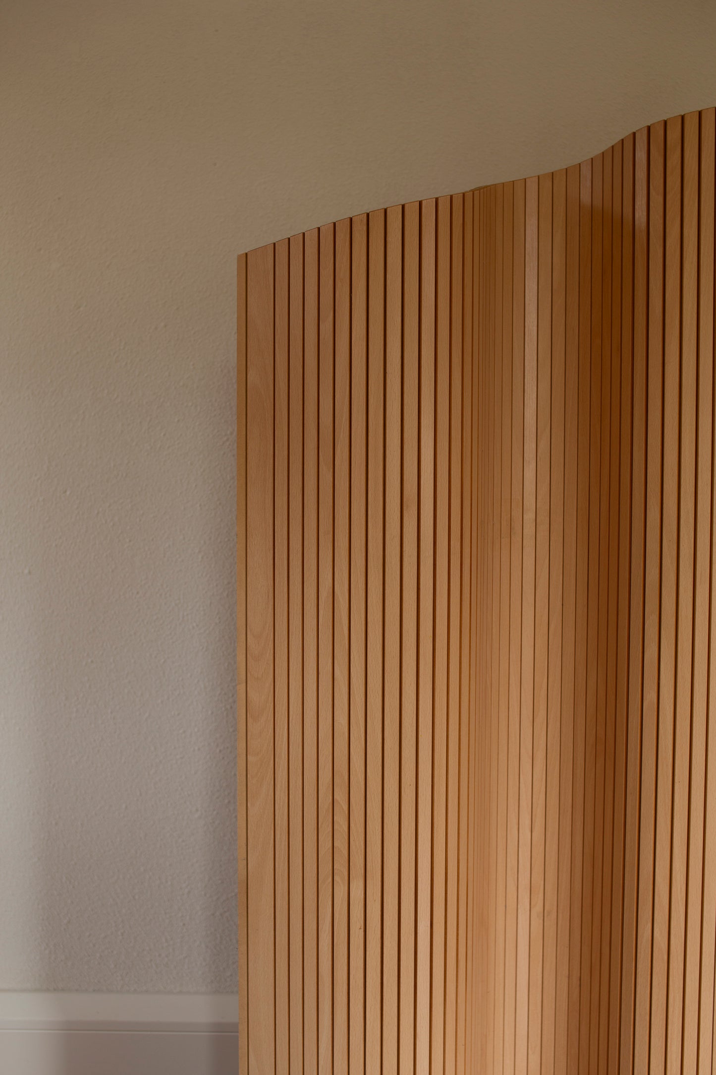 Folding screen Alvar Aalto style