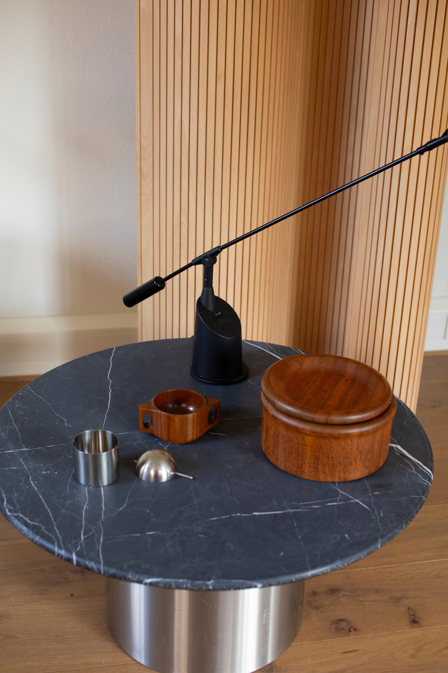 Coffee table marble with stainless steel