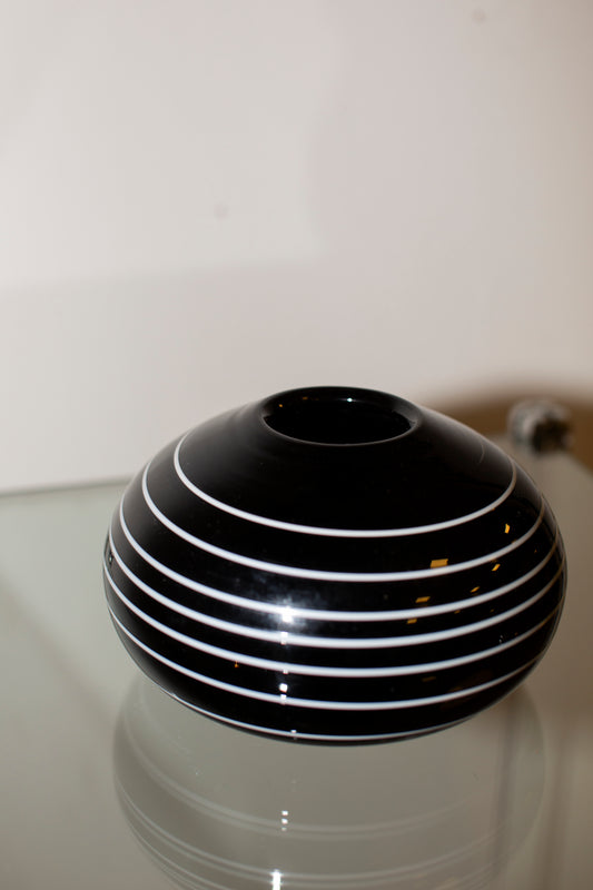 Glass black & white swirl vase