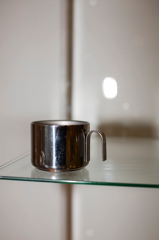 Double walled coffee cup