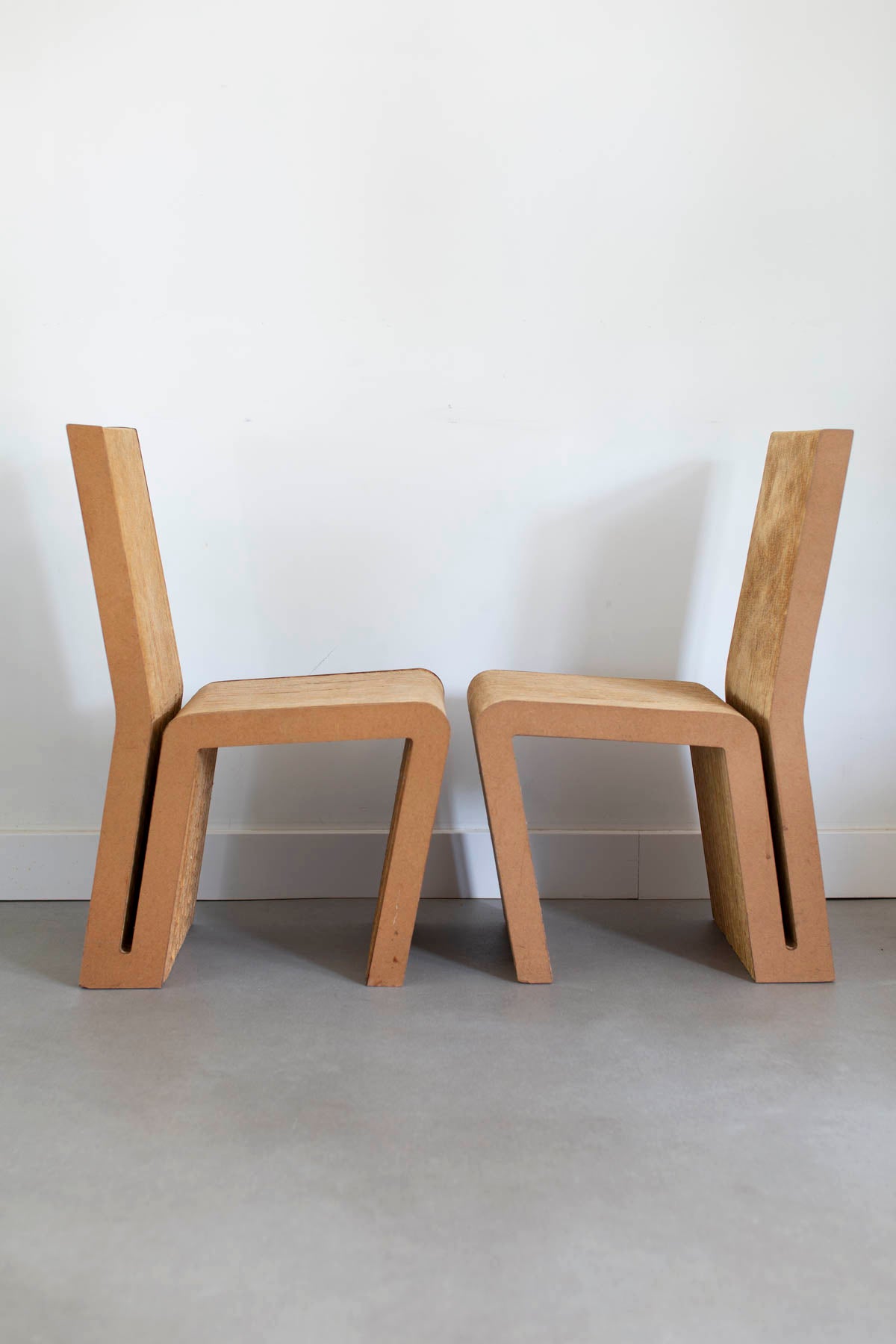 2 very nice Easy Edges cardboard side chairs by Frank Gehry for Vitra