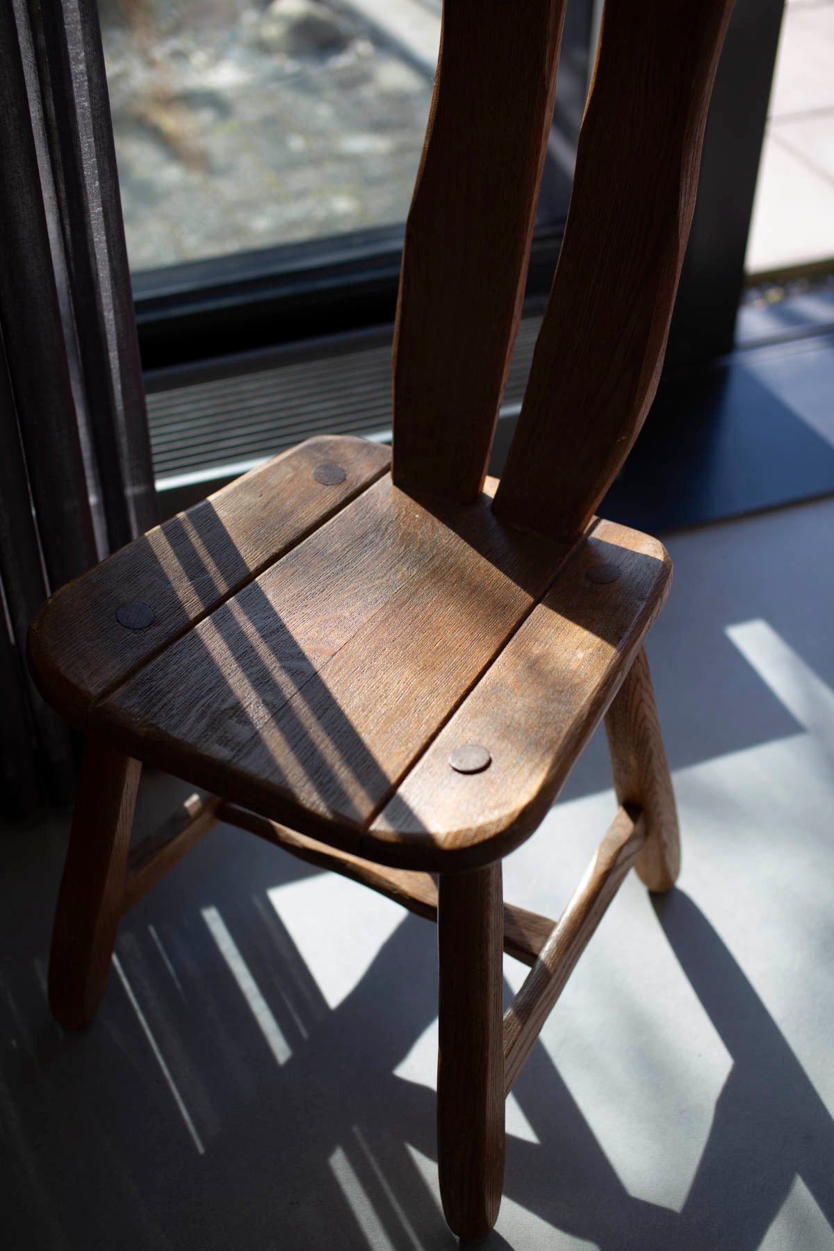 Brutalist oak chairs by De Puydt 70's