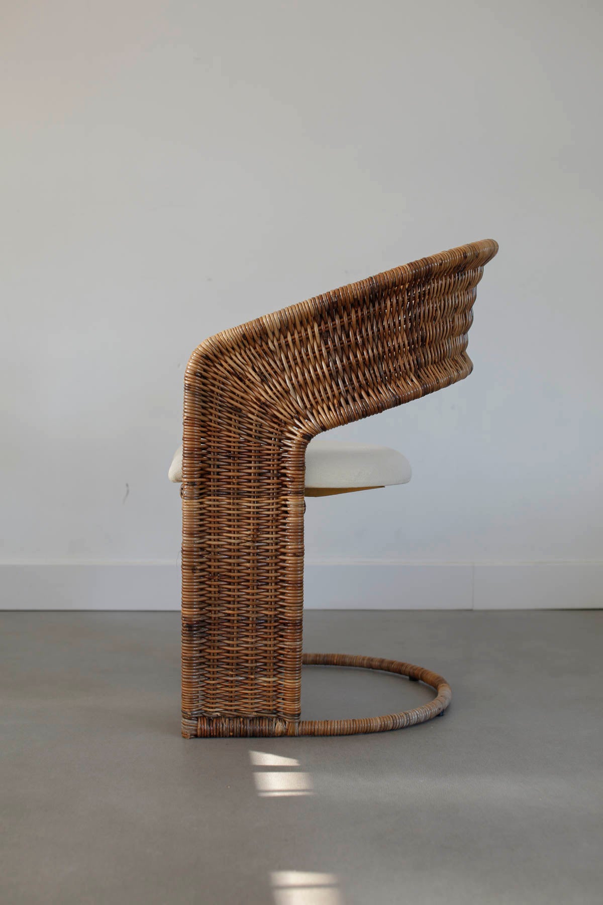 Set of 4 rattan/wicker chairs by Luit van der Helm 80's