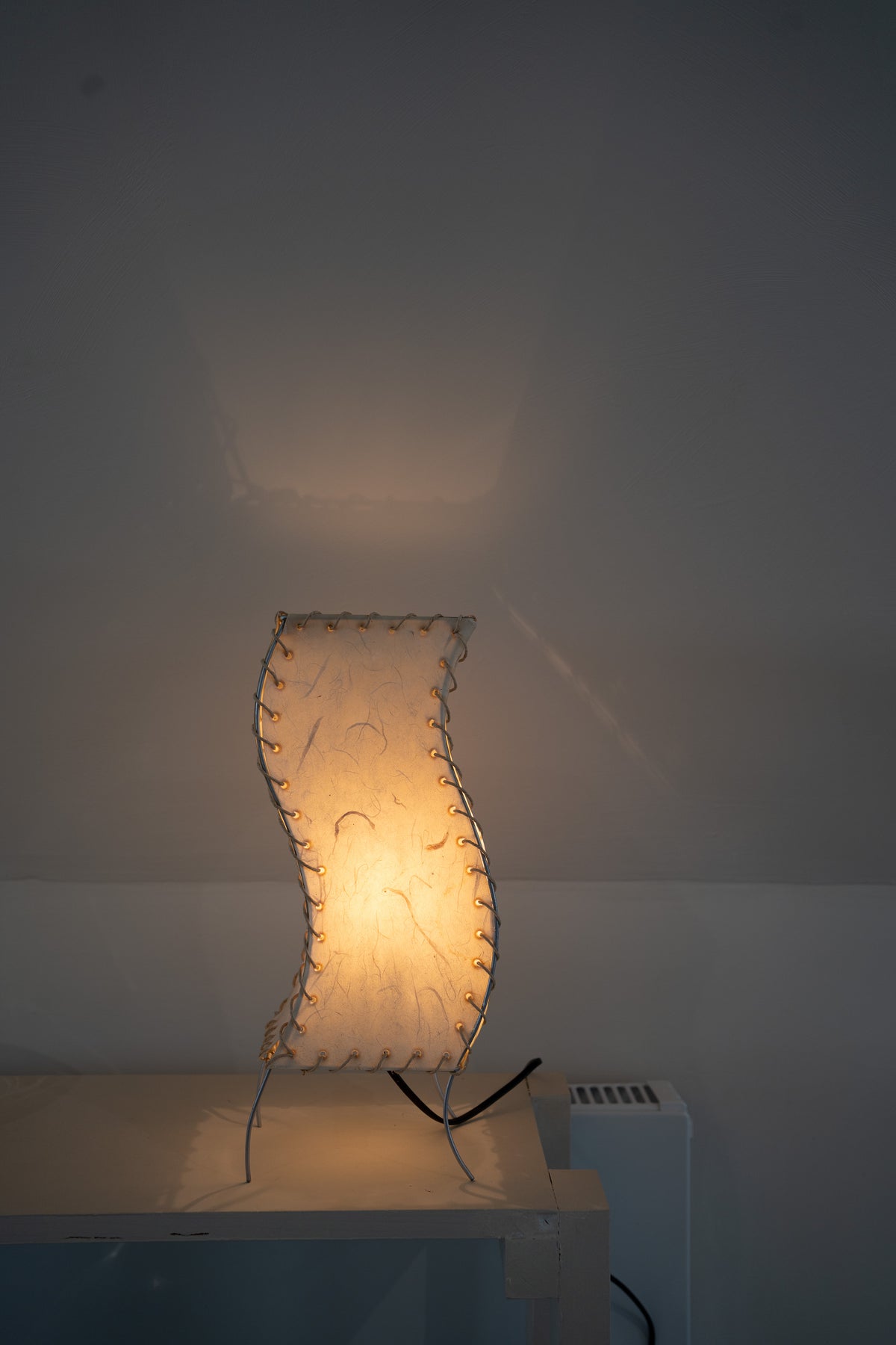 Vintage Tarogo postmodern wave paper table lamp