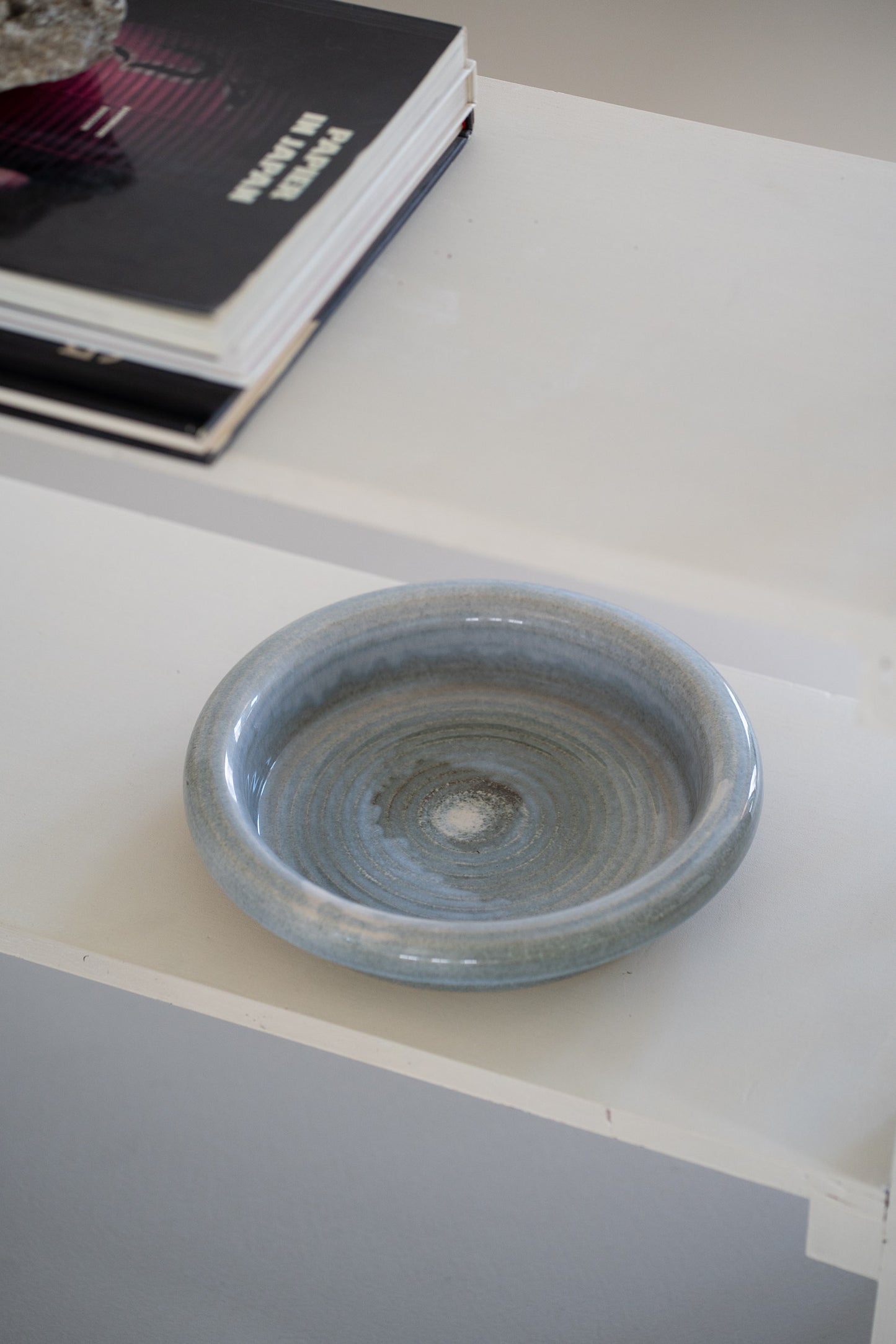 Ceramic decorative plate