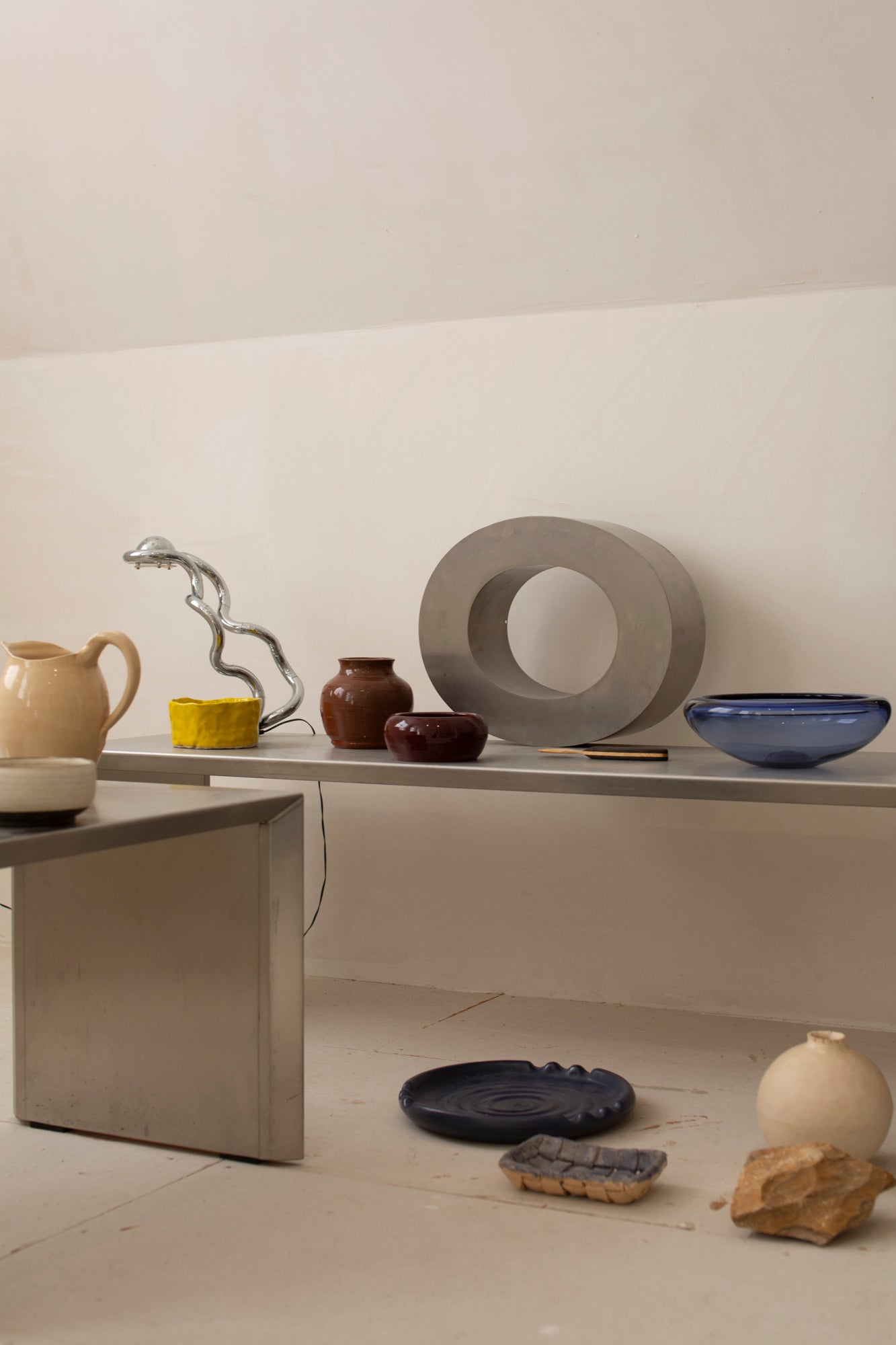 Round - bulbous ceramic vase