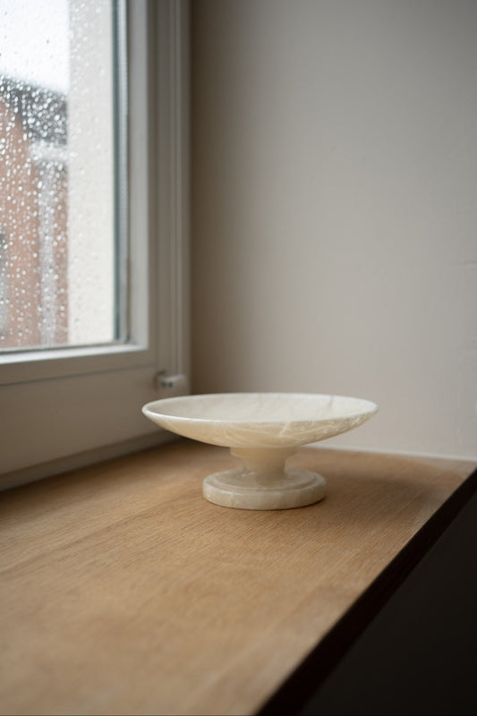 Alabaster pedestal bowl