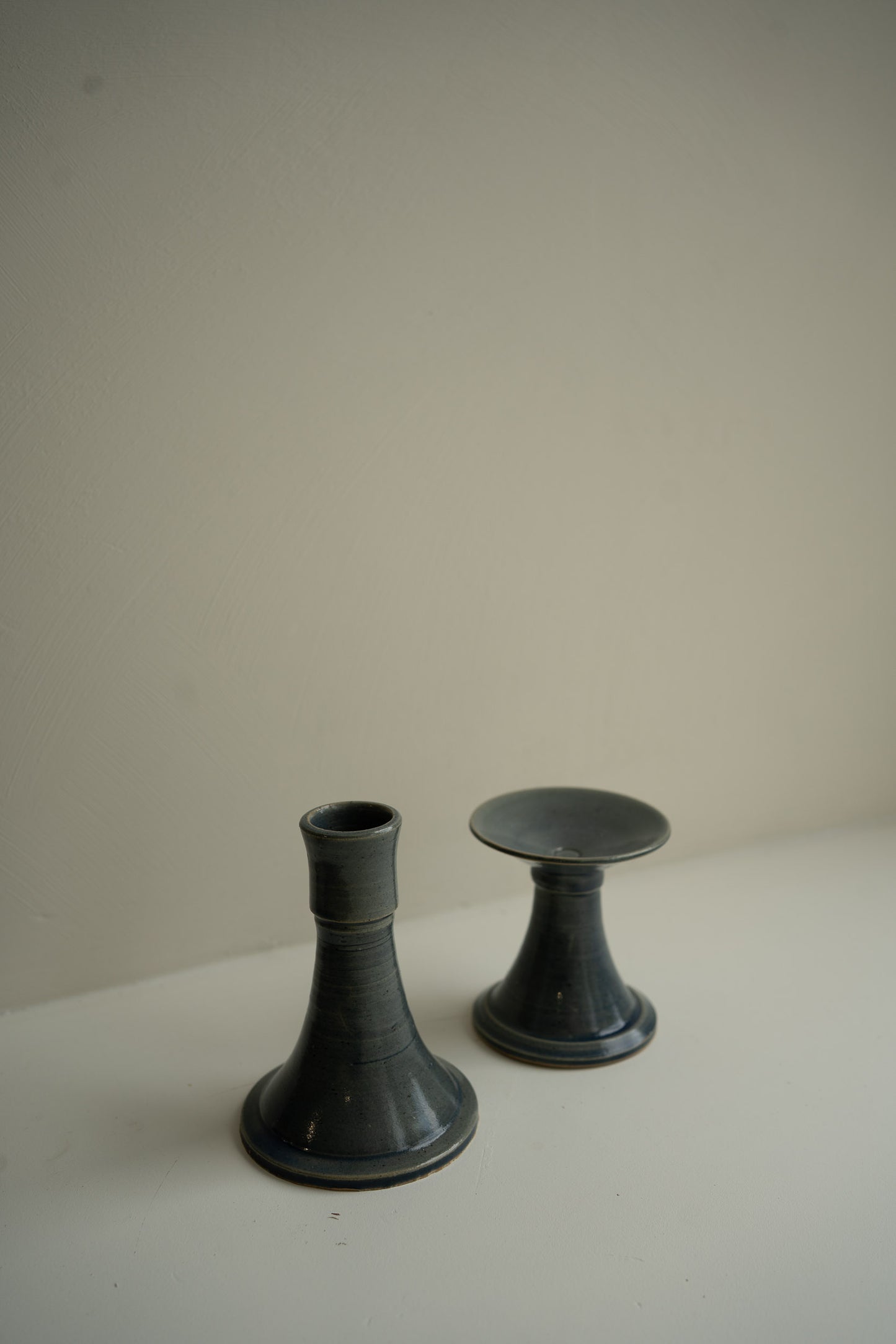 Set ceramic candle holders