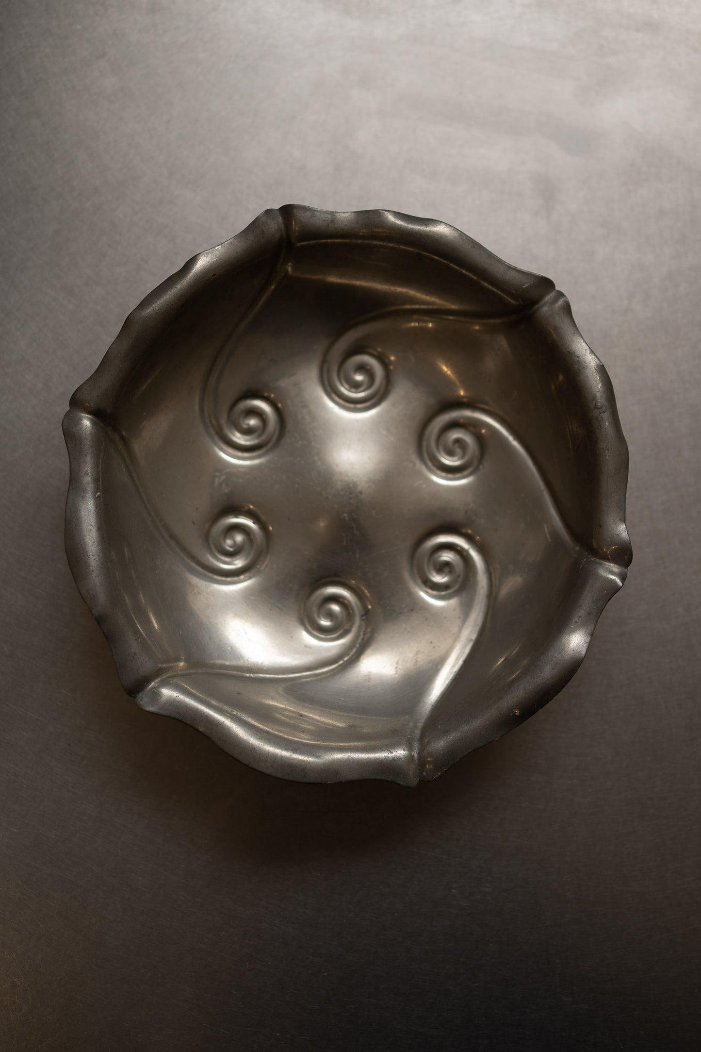 Vintage art nouveau style pewter bowl