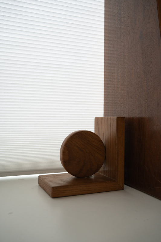Oak bookends (set of 2)