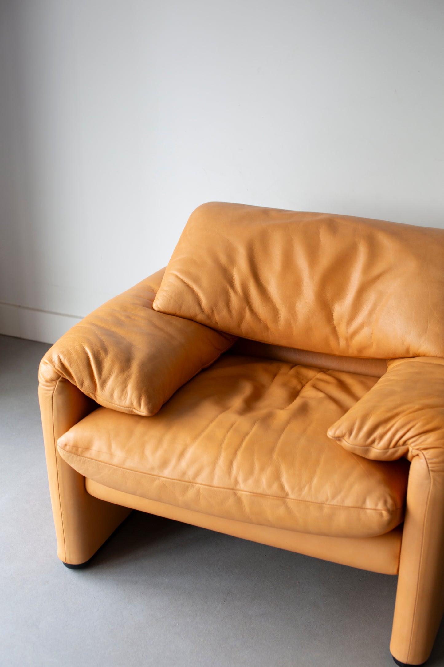 Maralunga 1-seater cognac leather 90's