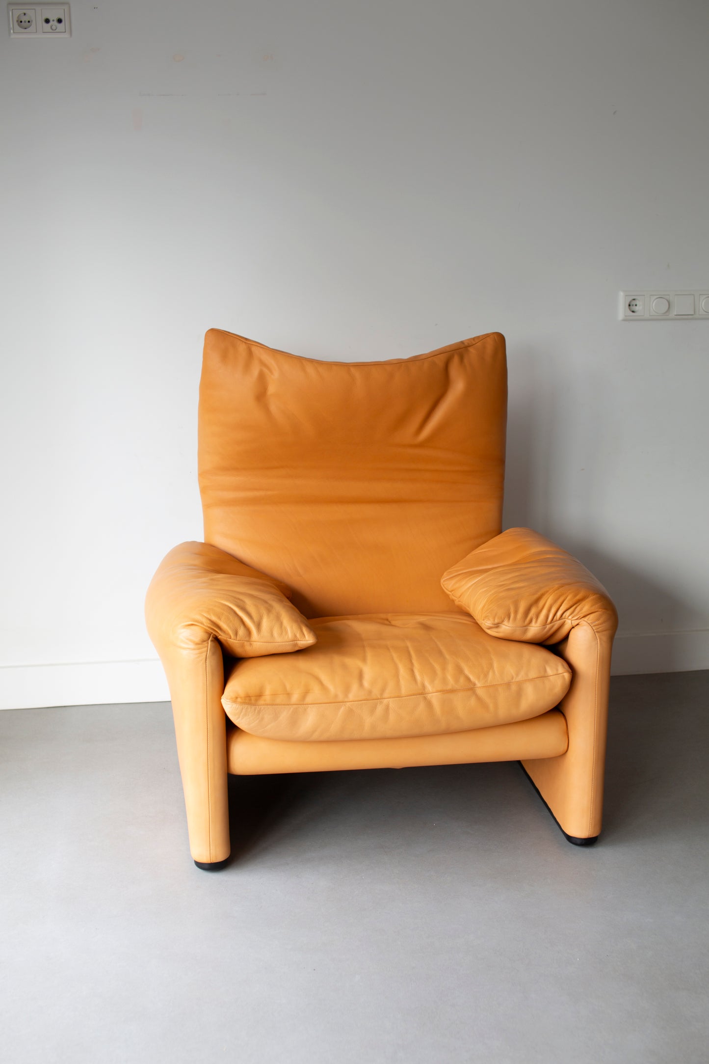 Maralunga 1-seater cognac leather 90's