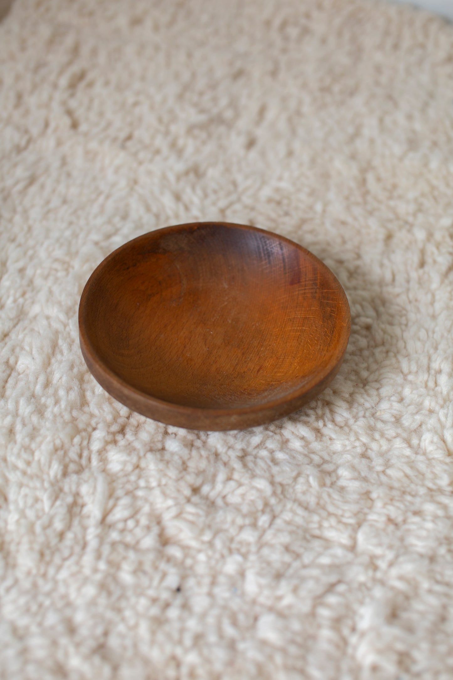 Oak wood bowl