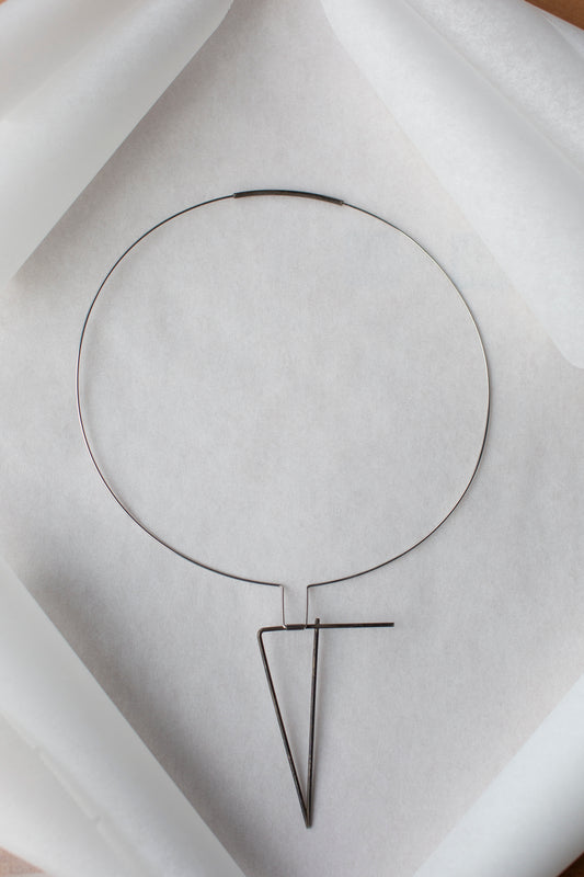 The Geometric Wire Necklace