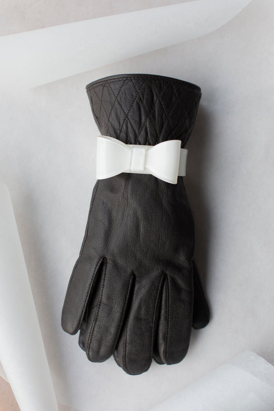 The Bow Sculpt Bracelet