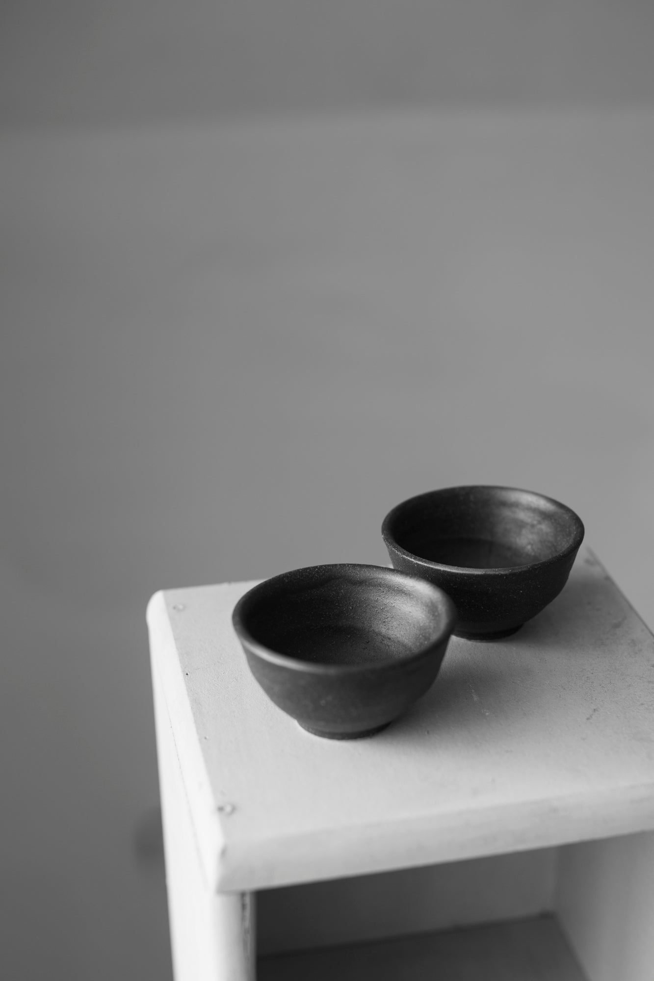 Very small ceramic bowls (set)