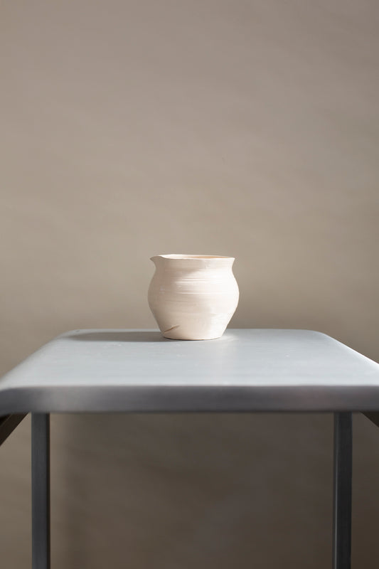 Ceramic milk can