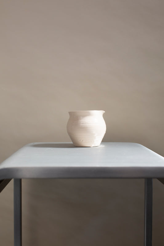 Ceramic milk can