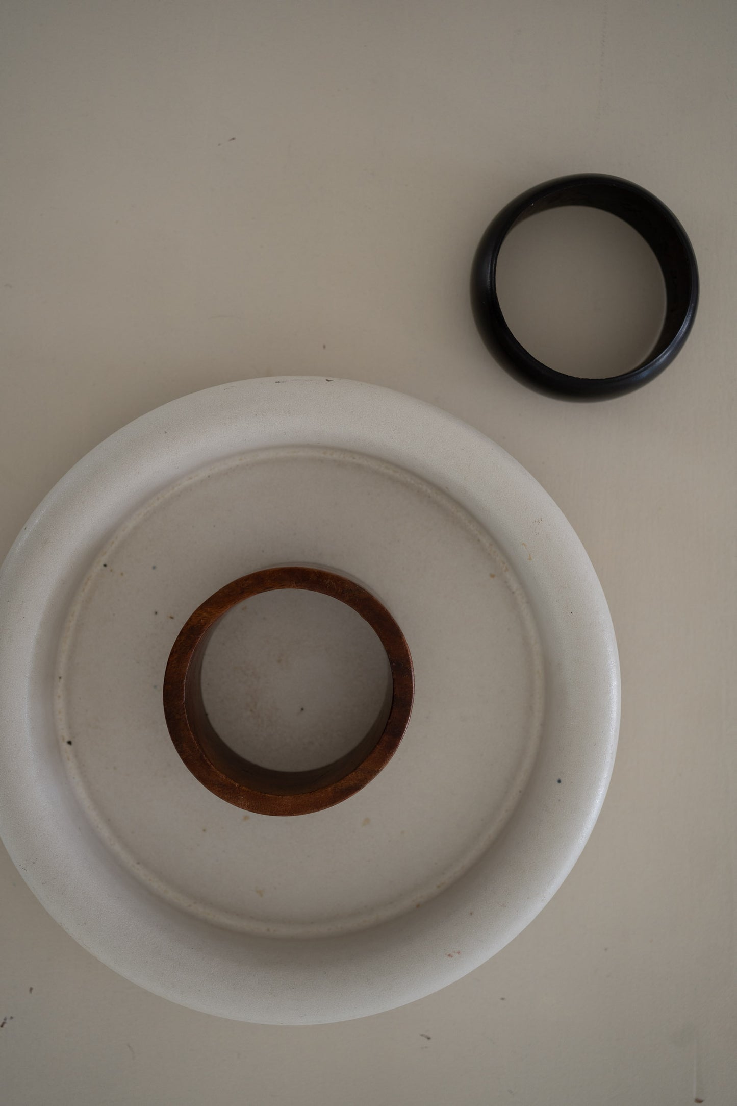 Ceramic decorative plate