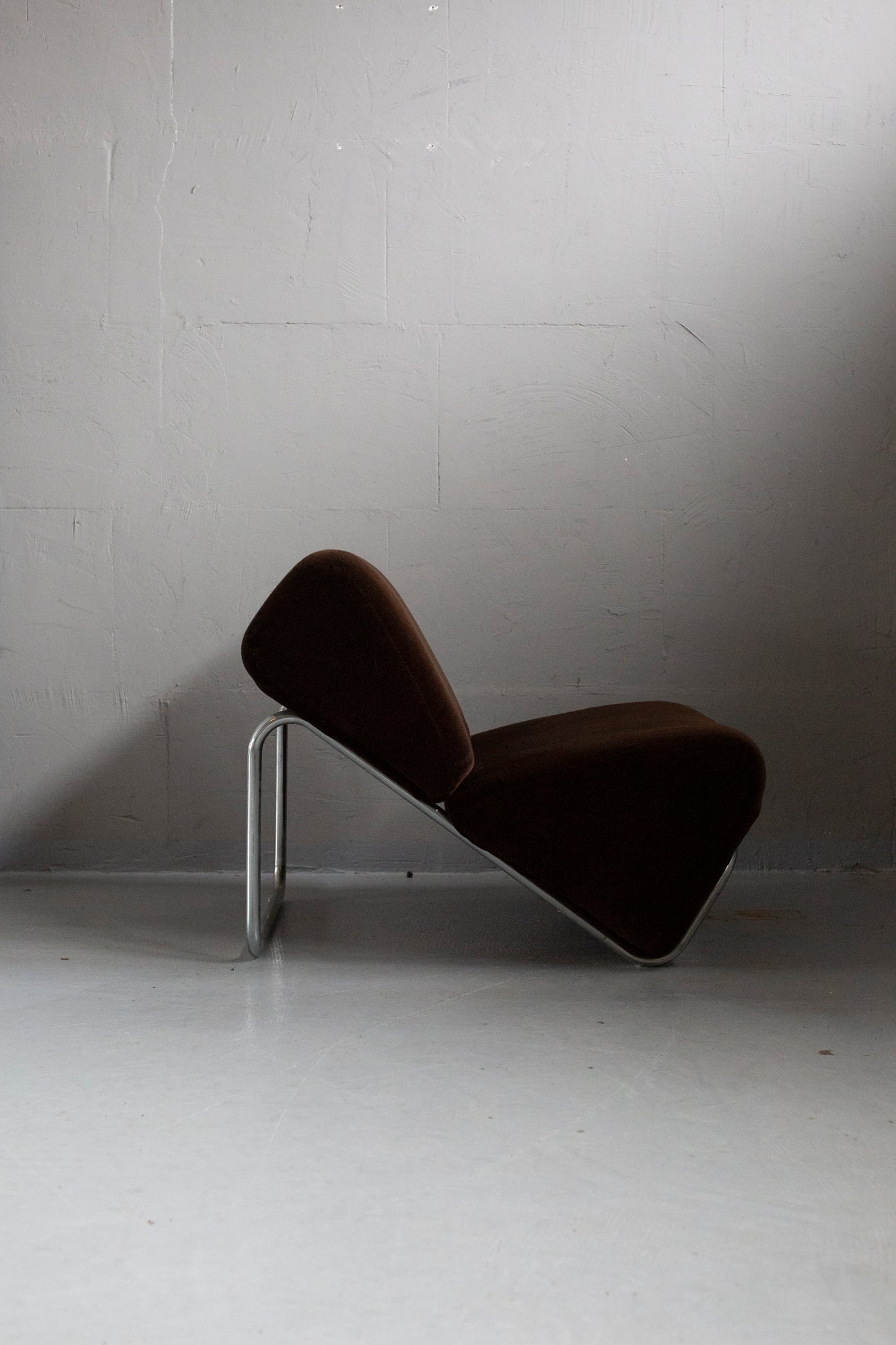 Brown velvet accent 'Trend module' lounge chair TH Brown