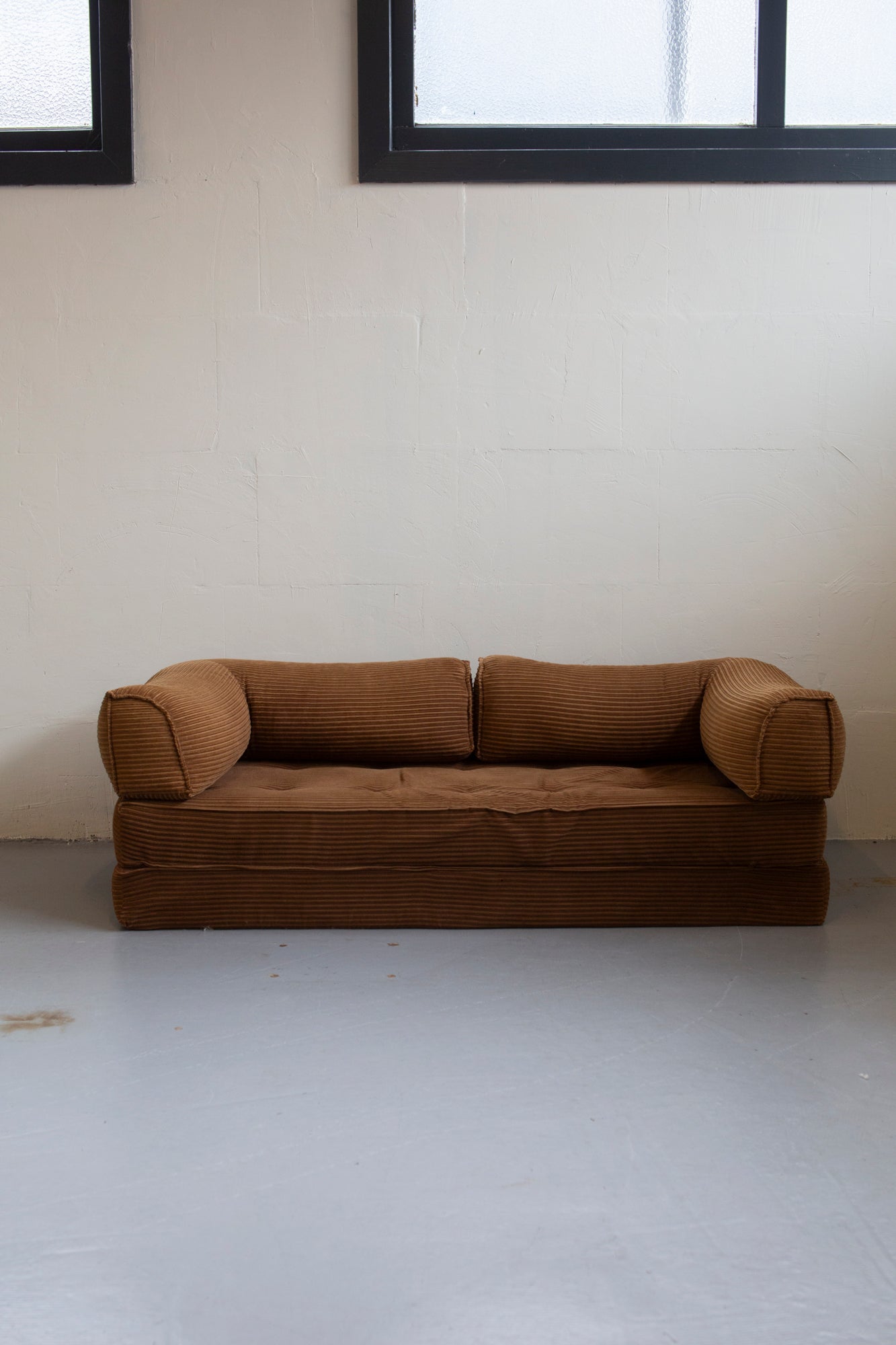 Sculptural corduroy lounge sofa 70's