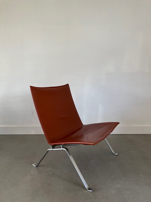 Vintage PK22 by Poul Kjaerholm in leather / Fritz Hansen (1985)