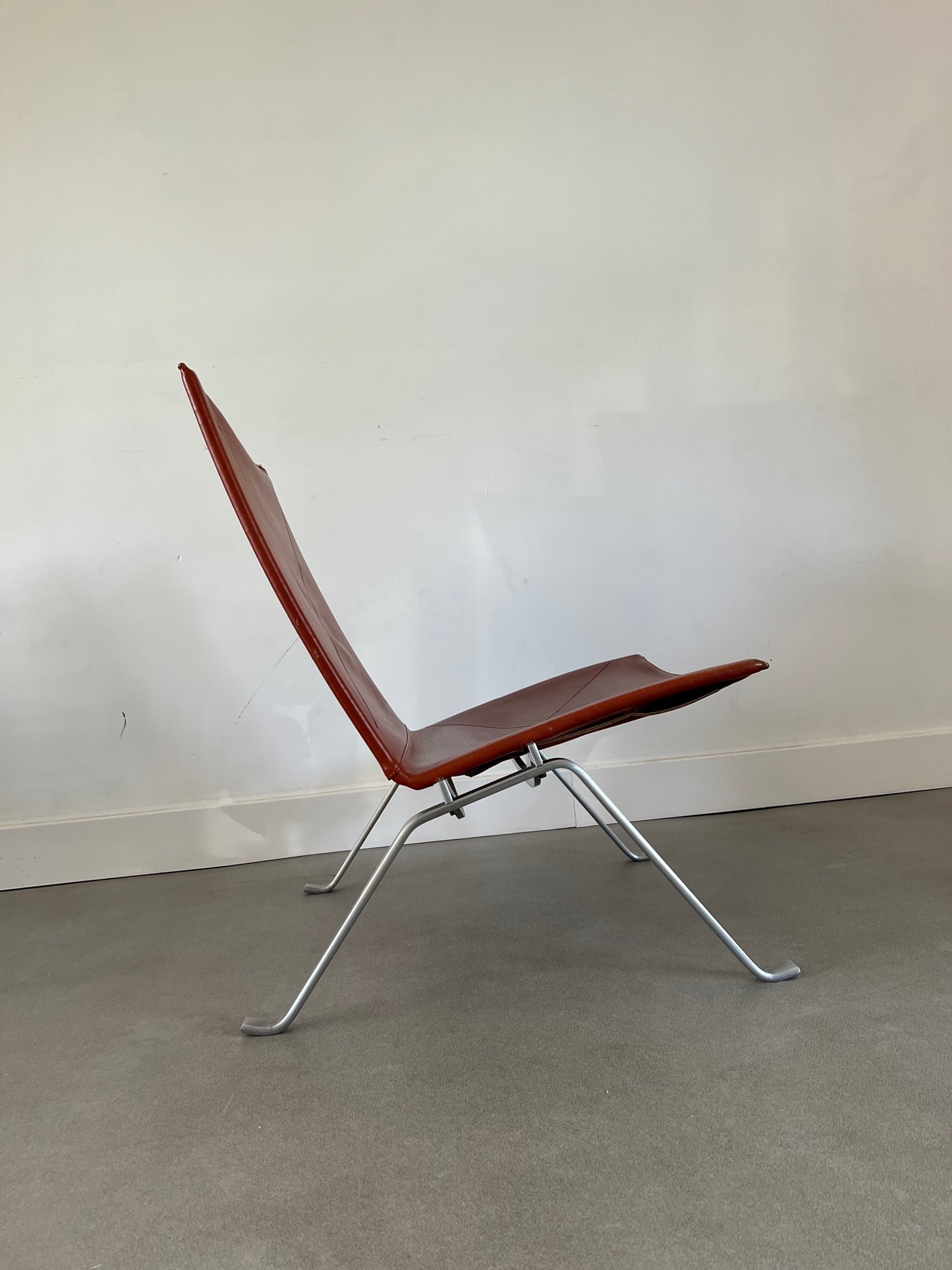 Vintage PK22 by Poul Kjaerholm in leather / Fritz Hansen (1985)