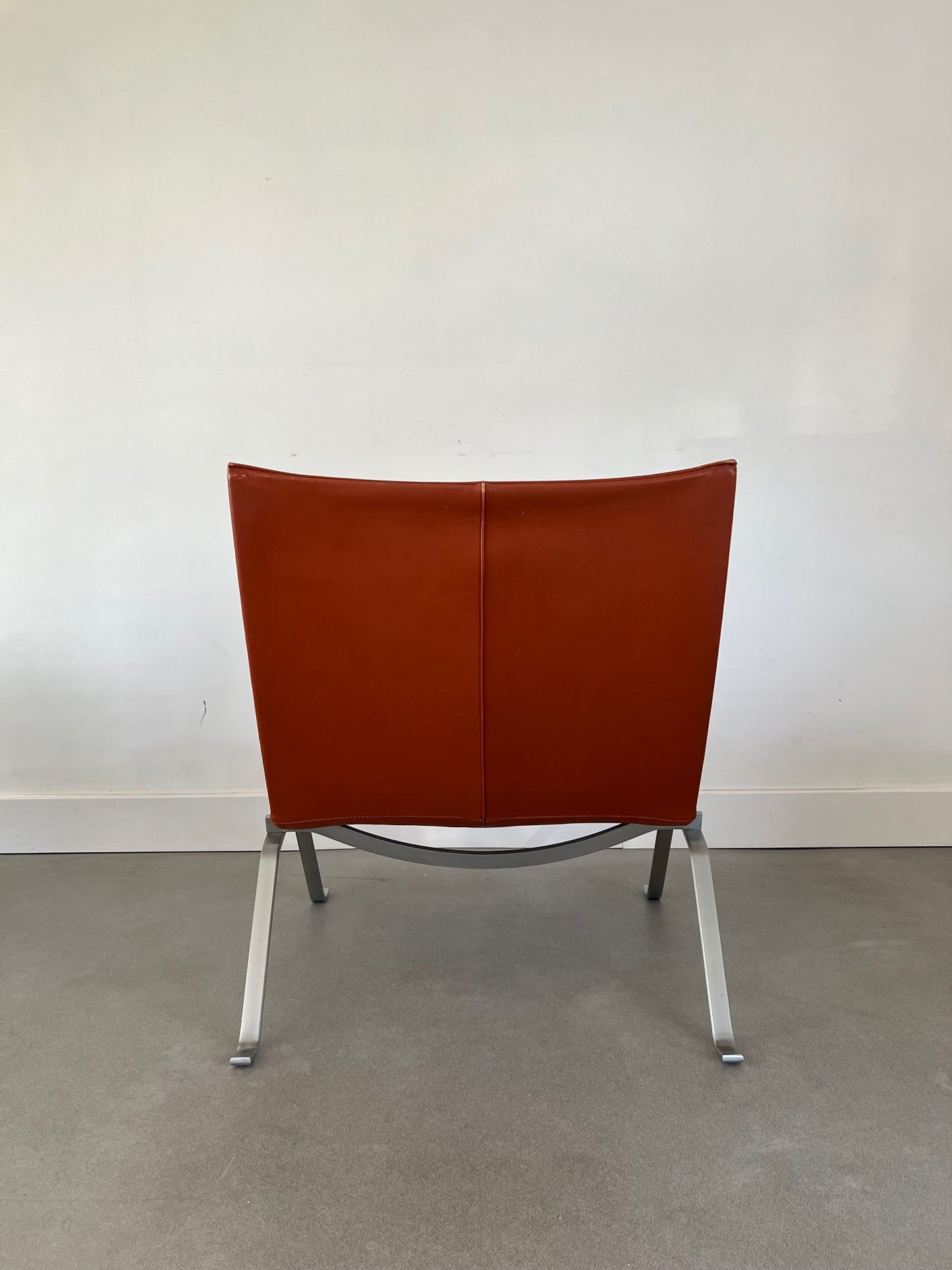 Vintage PK22 by Poul Kjaerholm in leather / Fritz Hansen (1985)