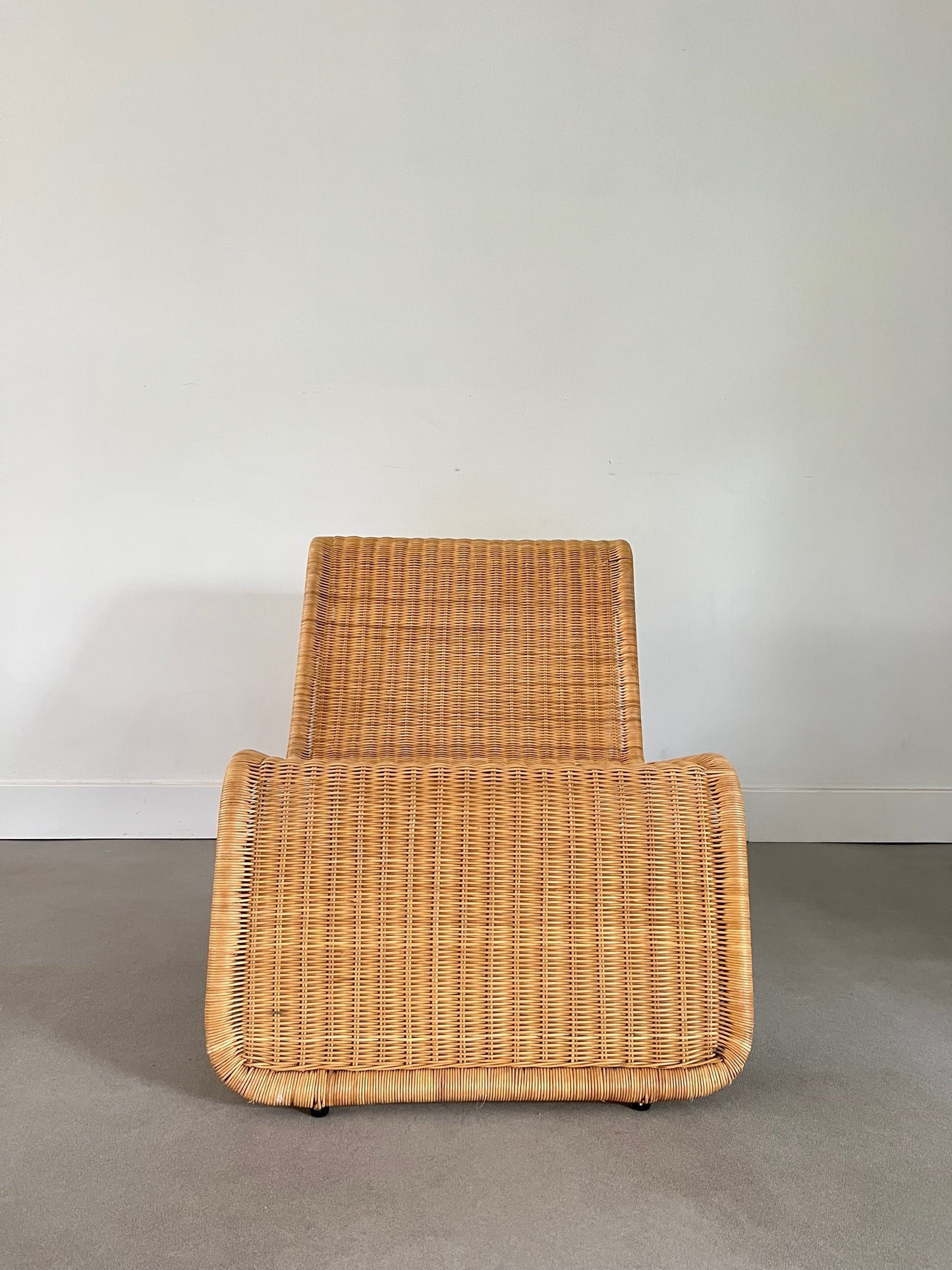 vintage Ikea Hestra wicker lounge chair