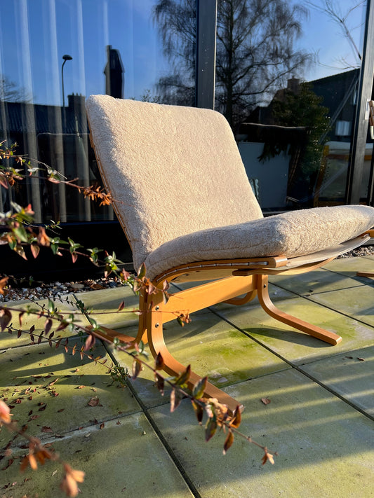 Siesta Chair by Ingmar Relling low (refurbished)