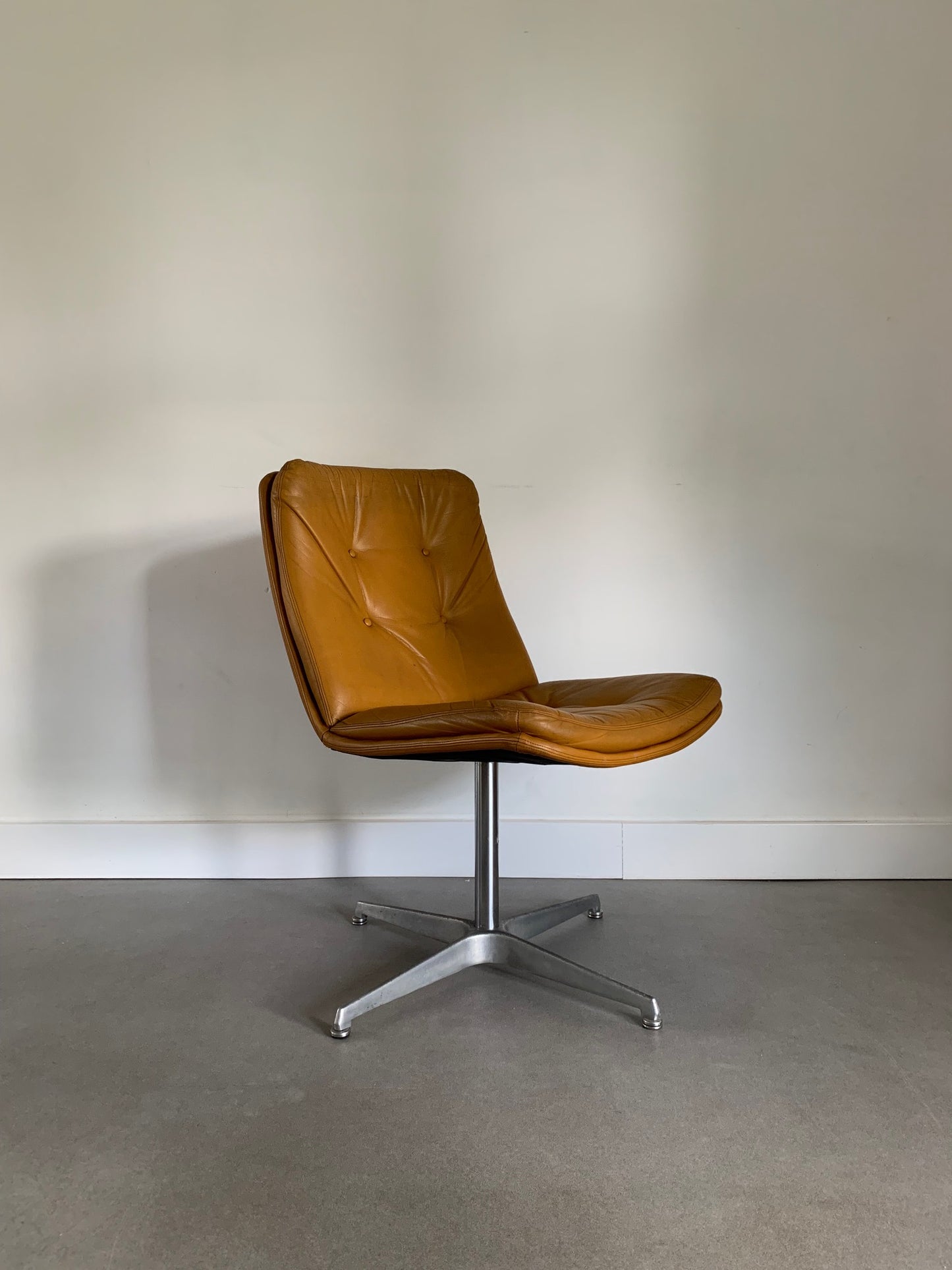 Office chair Geoffrey Harcourt